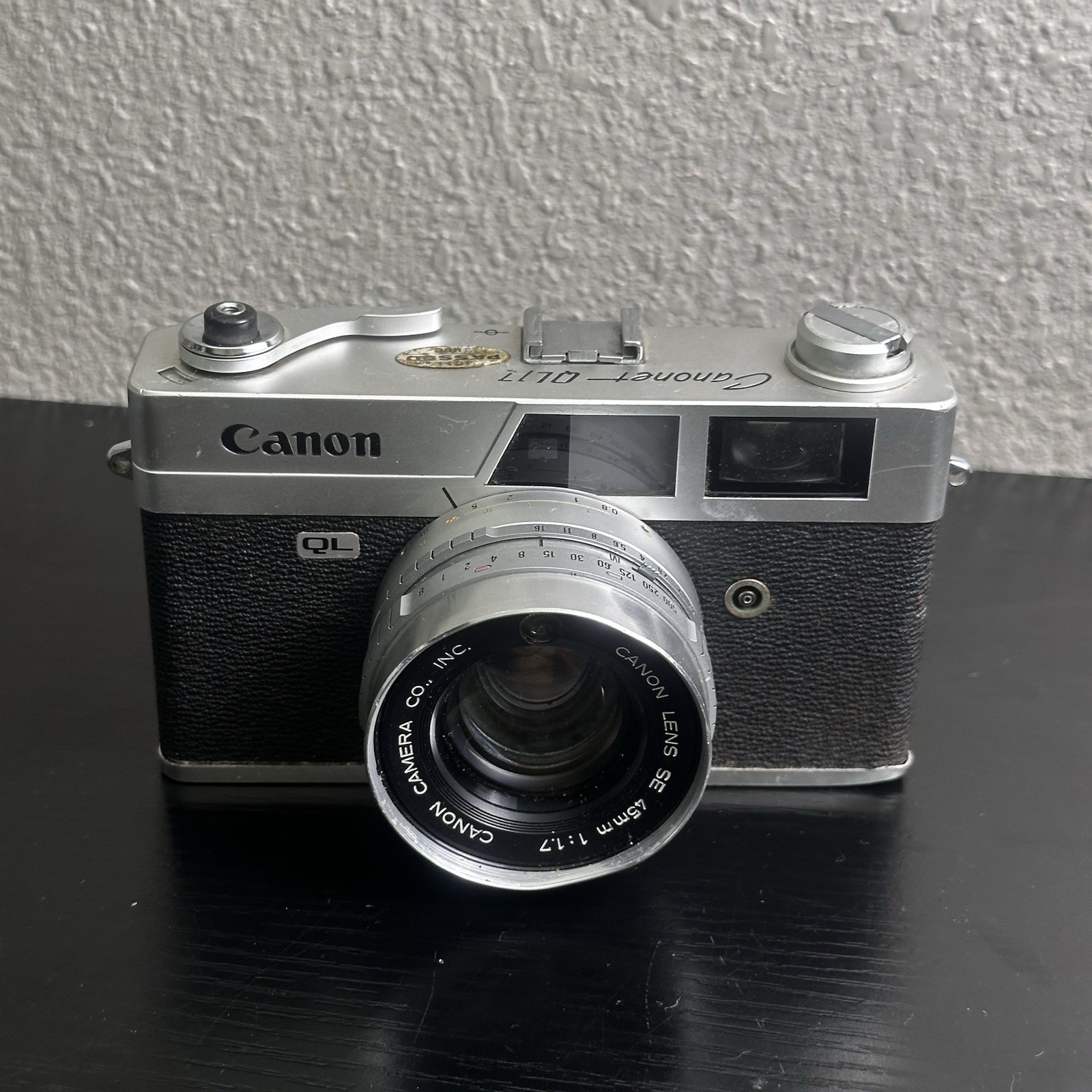 Canon Canonet QL17 GIII 35mm Rangefinder W/40mm f/1.7 lens Film No Tested