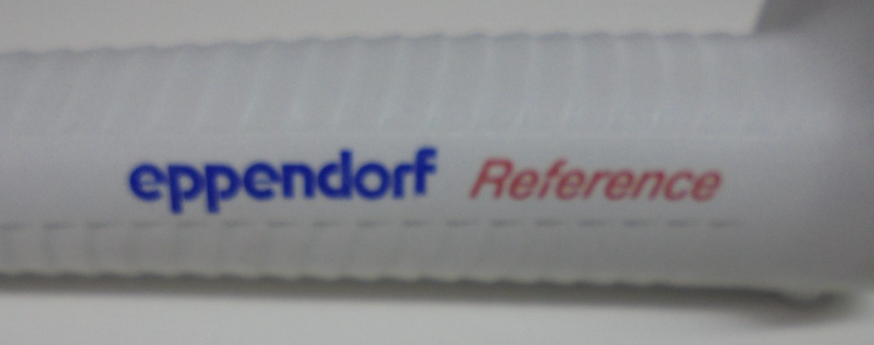 EPPENDORF REFERENCE 200 200µL SINGLE CHANNEL MANUAL PIPETTE