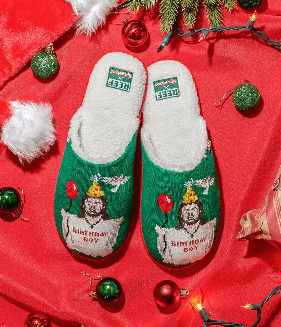 REEF X TIPSY ELVES MEN'S SLIPPERS THEME " BIRTHDAY BOY" COLOR GREEN SIZE 9 NIB