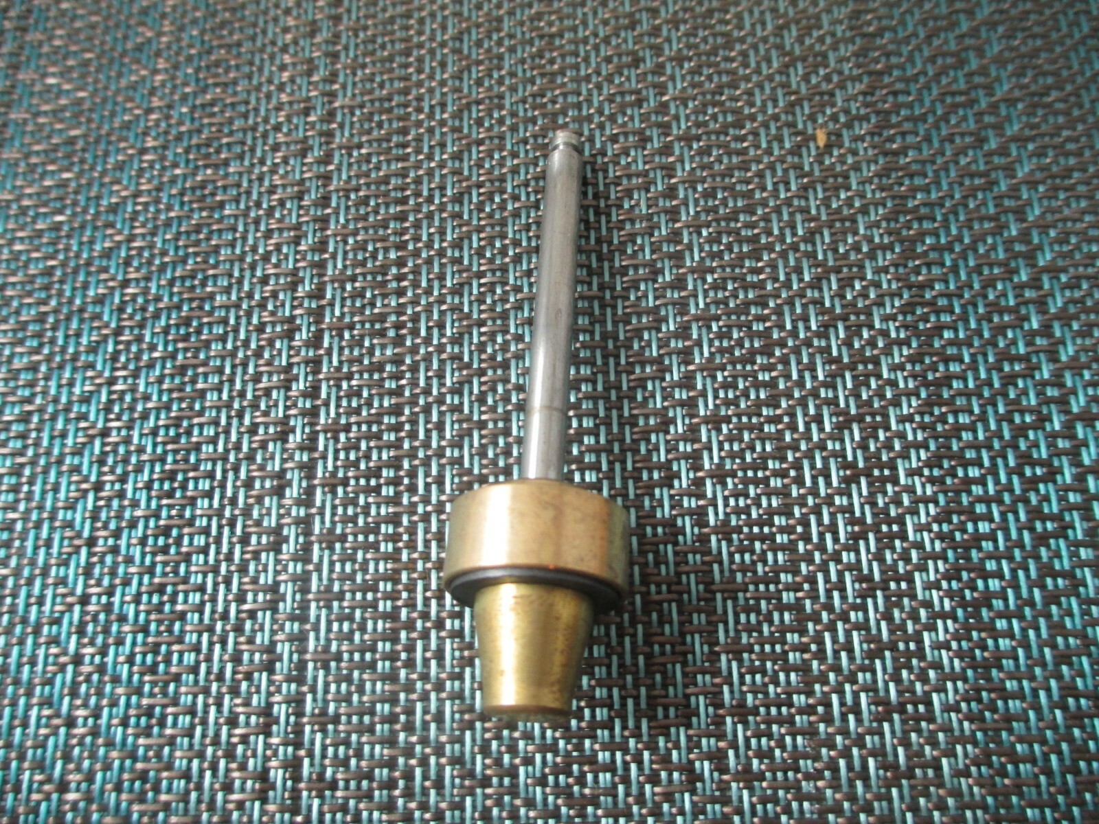 Honeywell 14002560-008 Stem Assembly NEW!