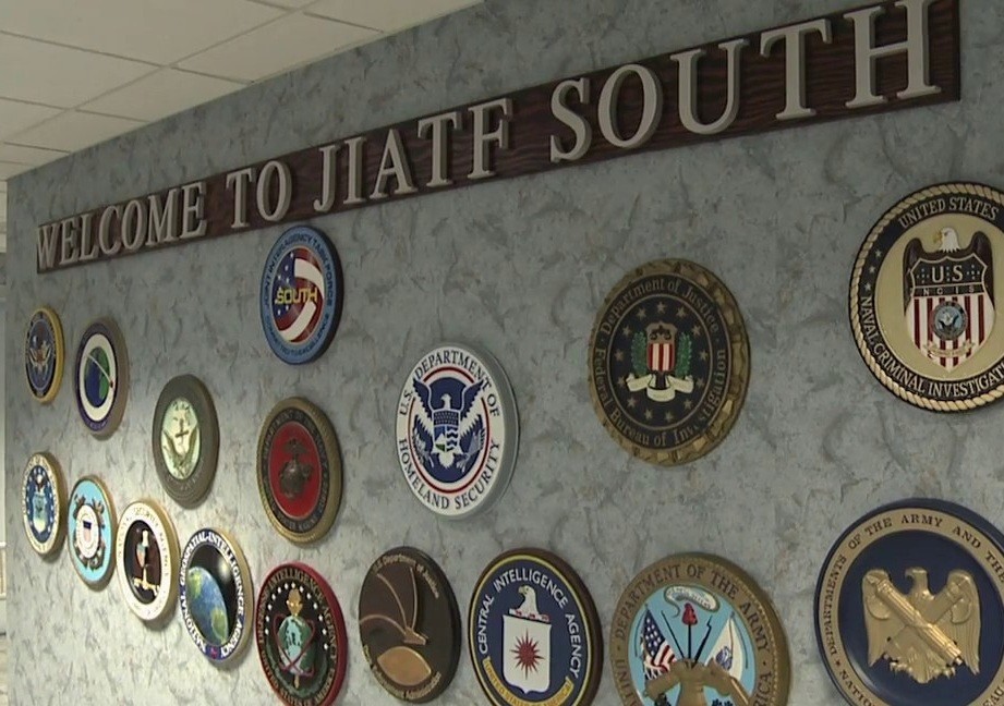 JIATF JOINT INTERAGENCY TASK FORCE SOUTH vêlkrö PATCH: COMMITTED TO EXCELLENCE