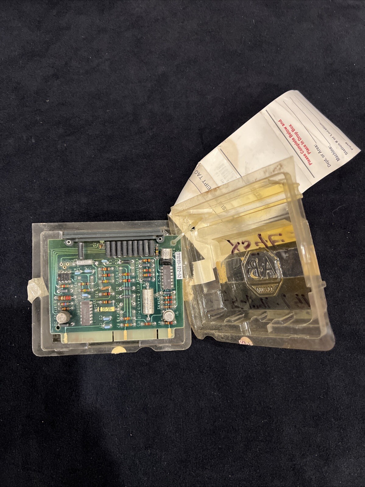 ALLEN BRADLEY Printed Circuit Board 31010 - 121 - 01 SPARK SENSING    USED