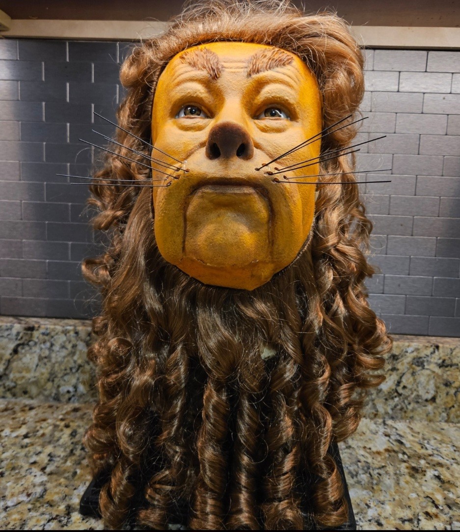 Wizard of oz Cowardly Lion life size head bust
