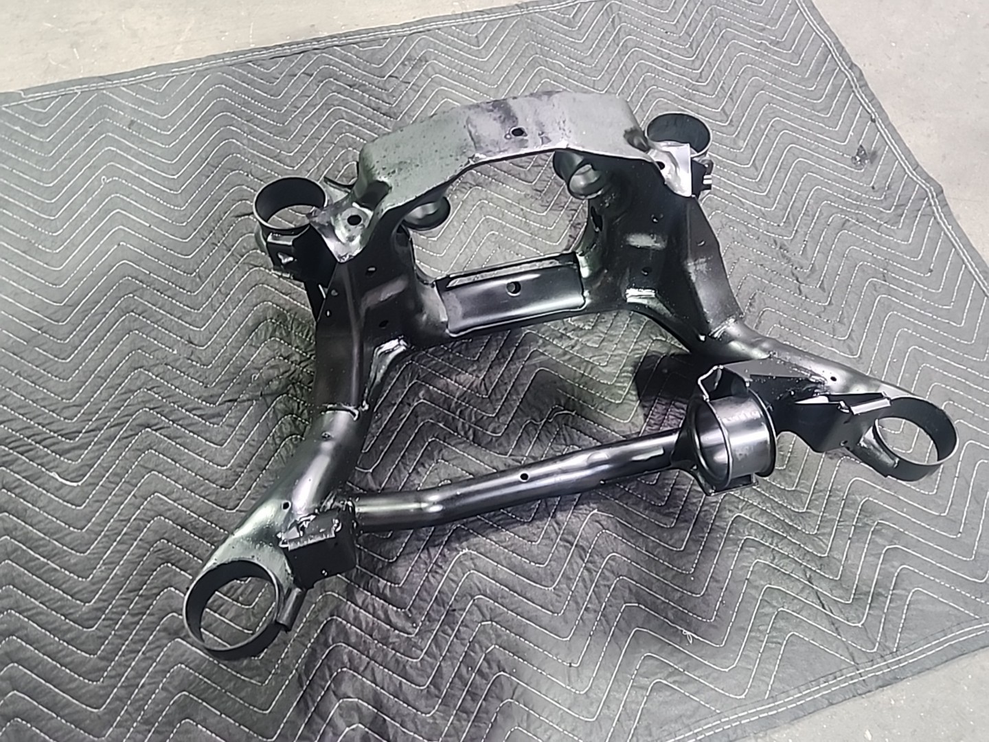 BMW E46 Reinforced Rear Subframe 323 325 328 330