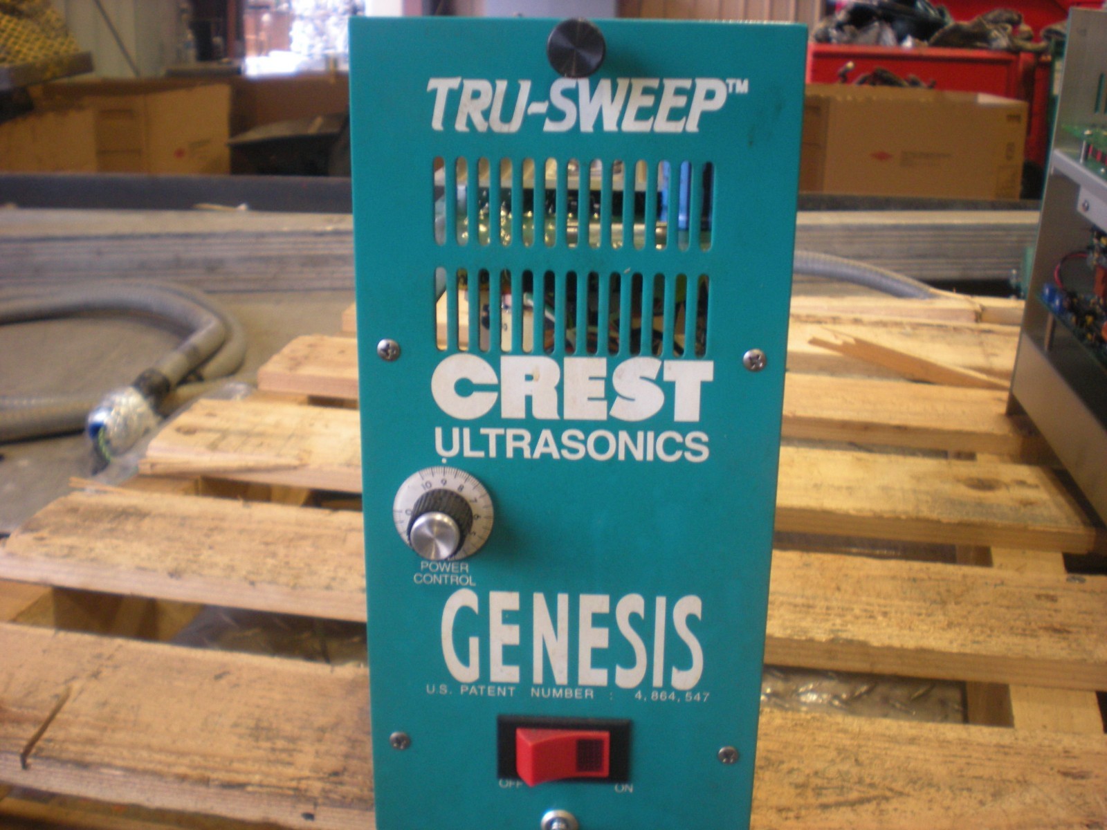 true sweepcrest ultrasonics GENESIS240 volt 4 amp