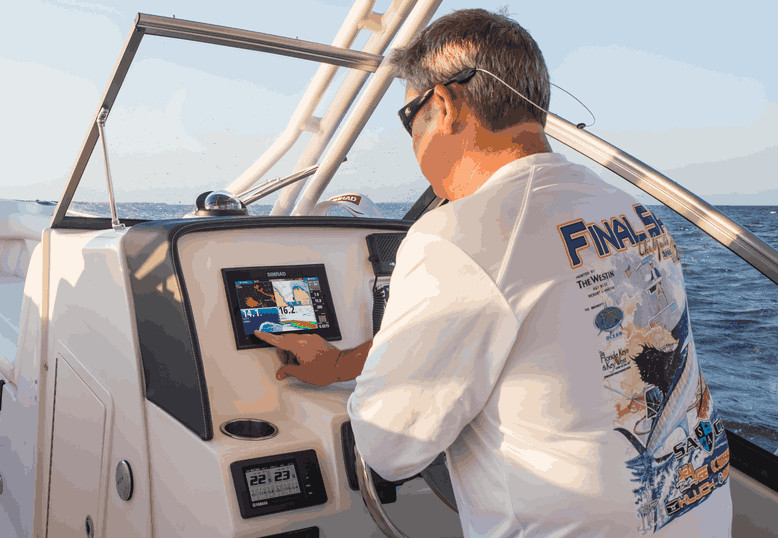 Simrad GO9 XSE 9" GPS Chartplotter Fishfinder + Transducer Touchscreen WiFi CMAP