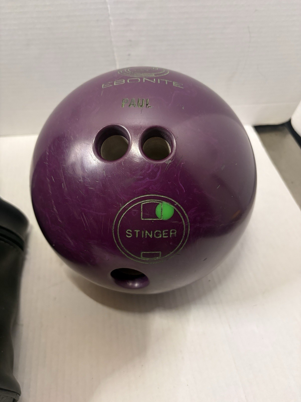 Ebonite Stinger Bowling Purple Featuring Drilled Finger Holes 15 Pounds Read