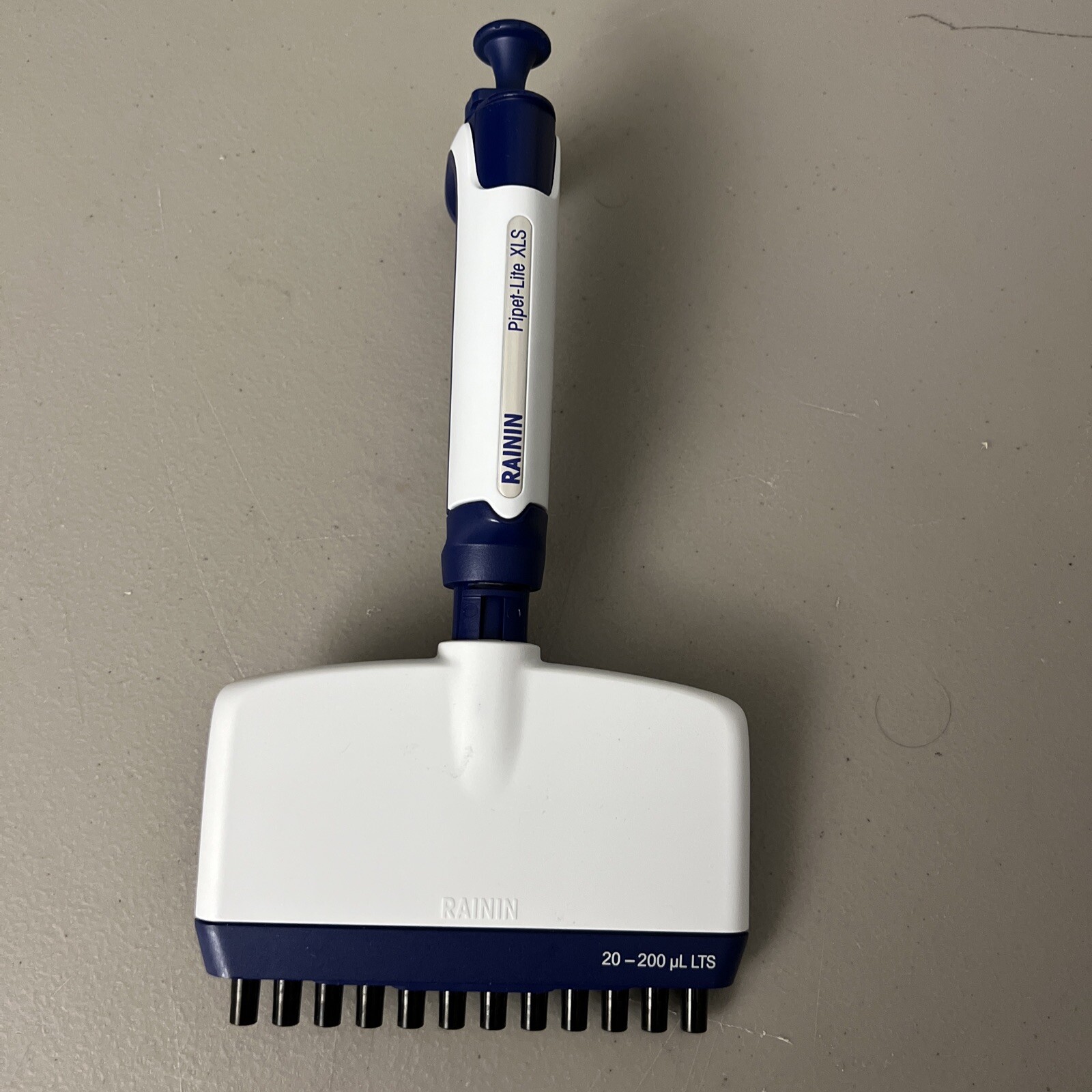 NICE Rainin Pipet-Lite XLS 12 Channel Multichannel L200 XLS LTS pipette
