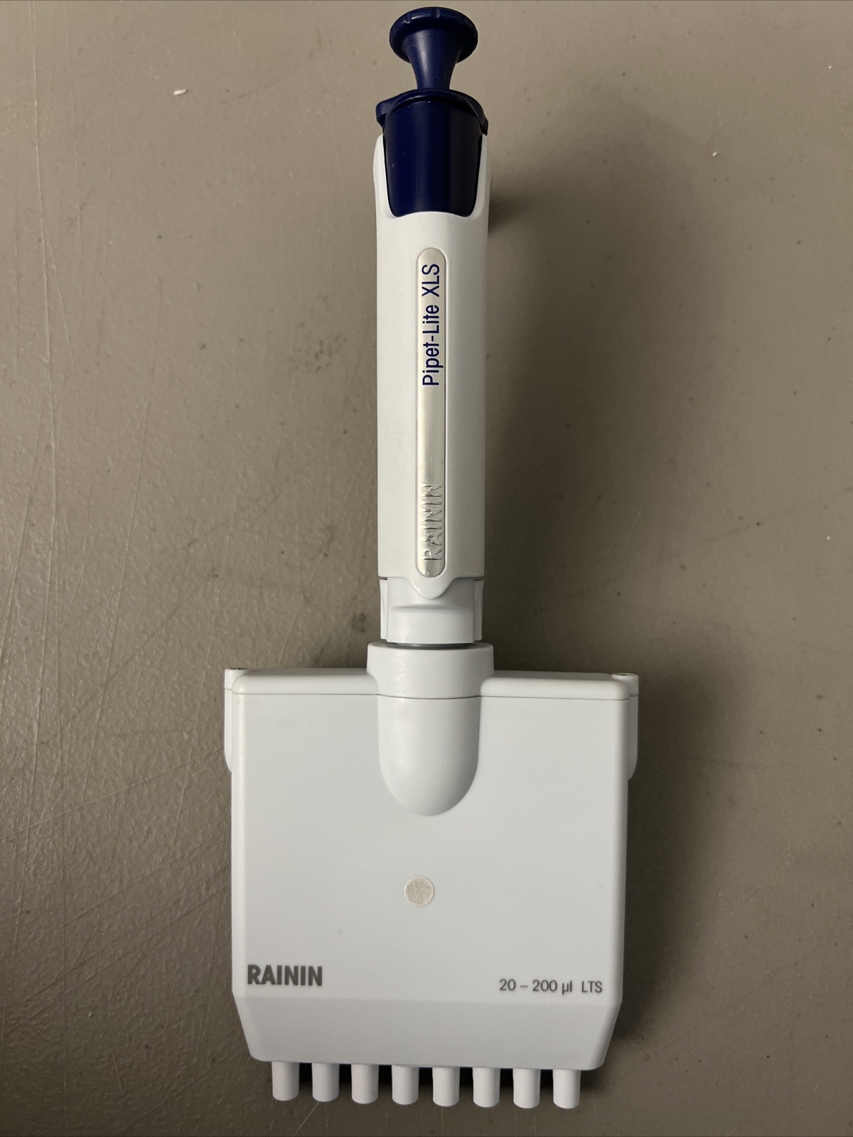 Rainin Pipet-Lite XLS 8 Channel 20-200uL pipette L200 XLS pipetman