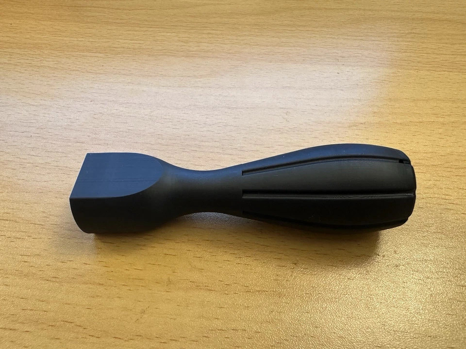 Mercedes hood star emblem removal tool for C-class; E-class; S-class