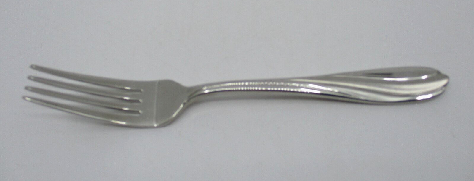 GORHAM STAINLESS FLORA FROST DINNER FORK - 8"- 06I