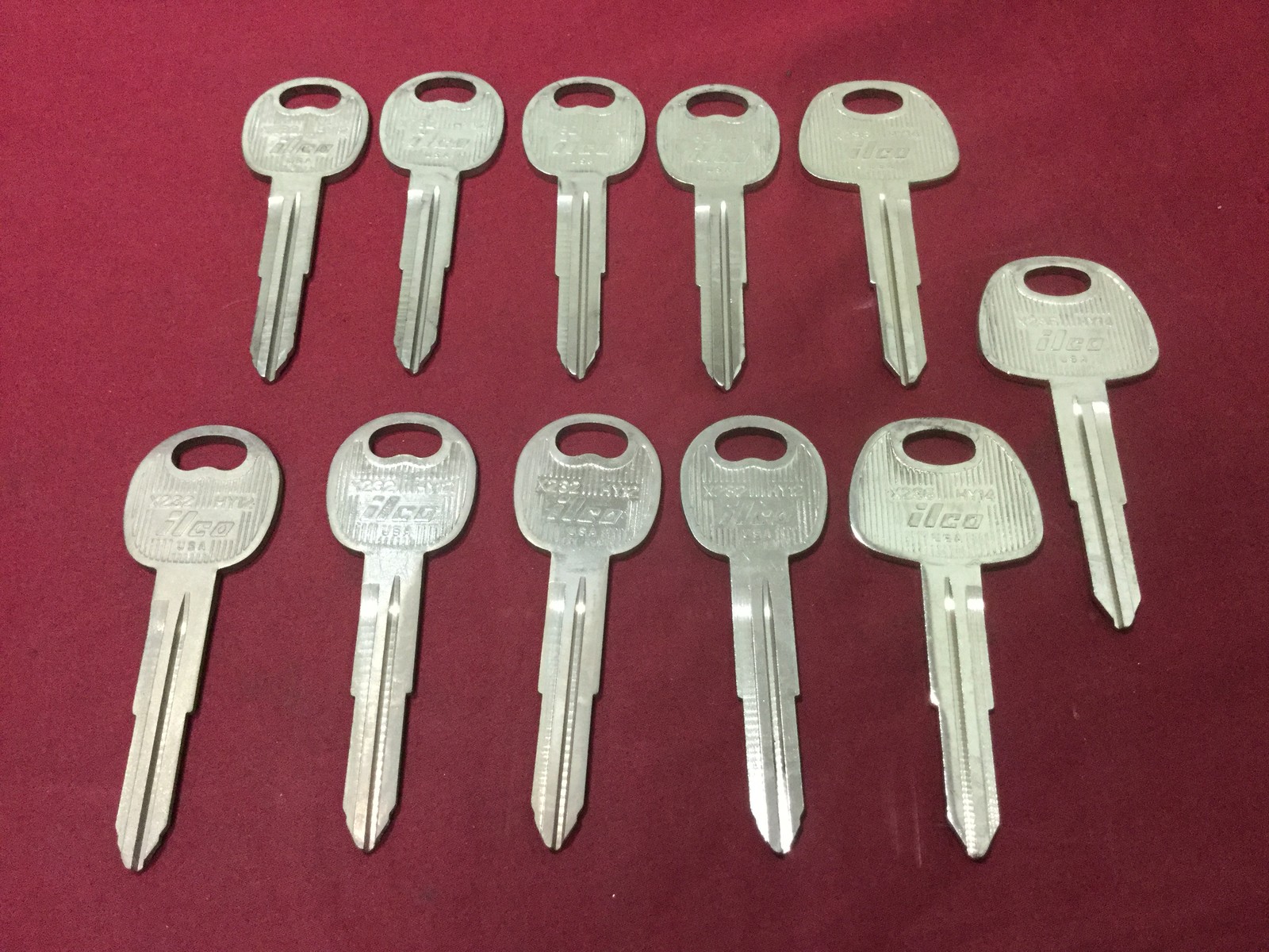 Hyundai by Ilco X236 & X232 Automotive Key Blanks, Set of 11 - Locksmith
