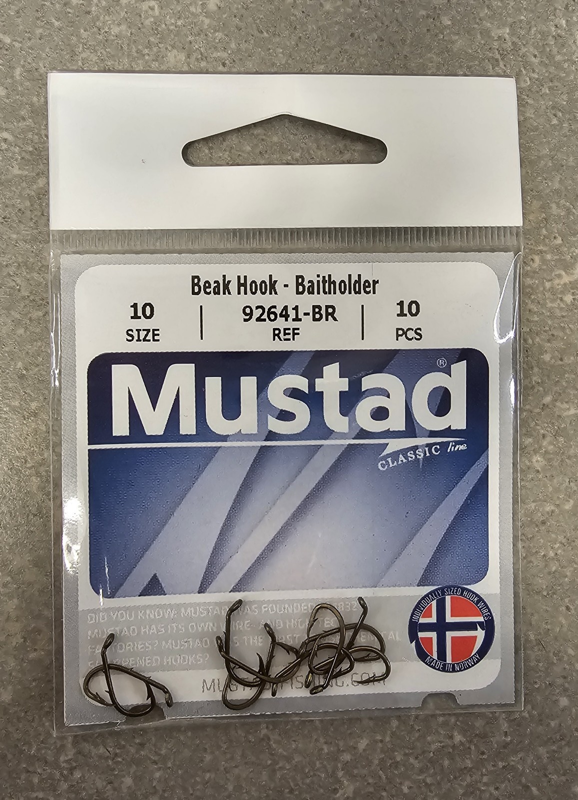 MUSTAD 92641-BR BAITHOLDER FISHING HOOKS ASSORTED SIZES
