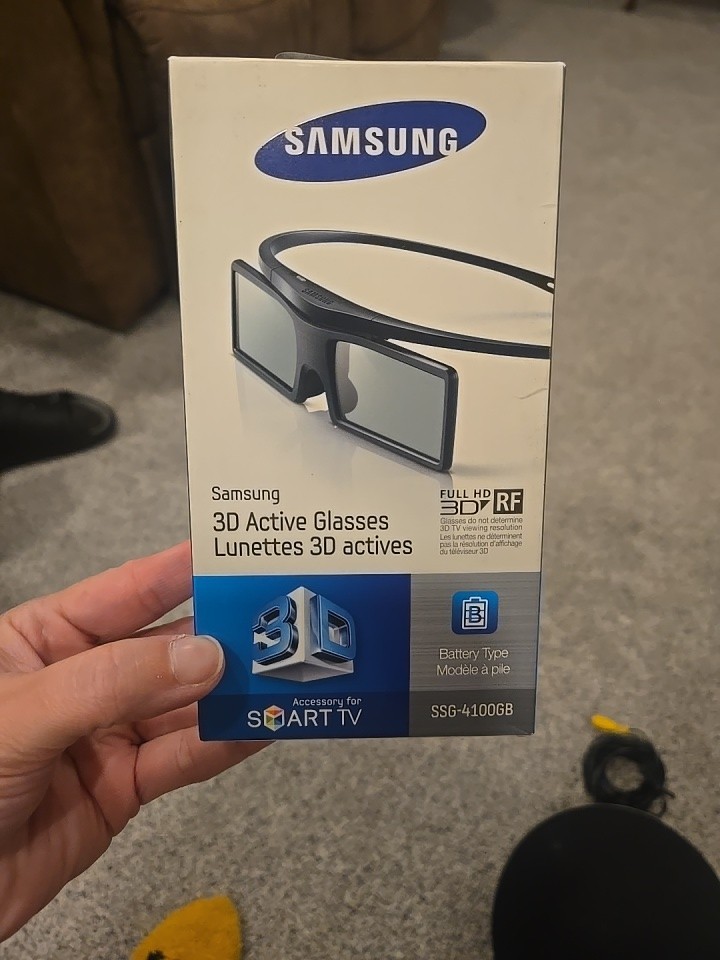 New Samsung SSG-4100GB 3D Active Full HD RF Glasses for Smart TV (1 Pair)