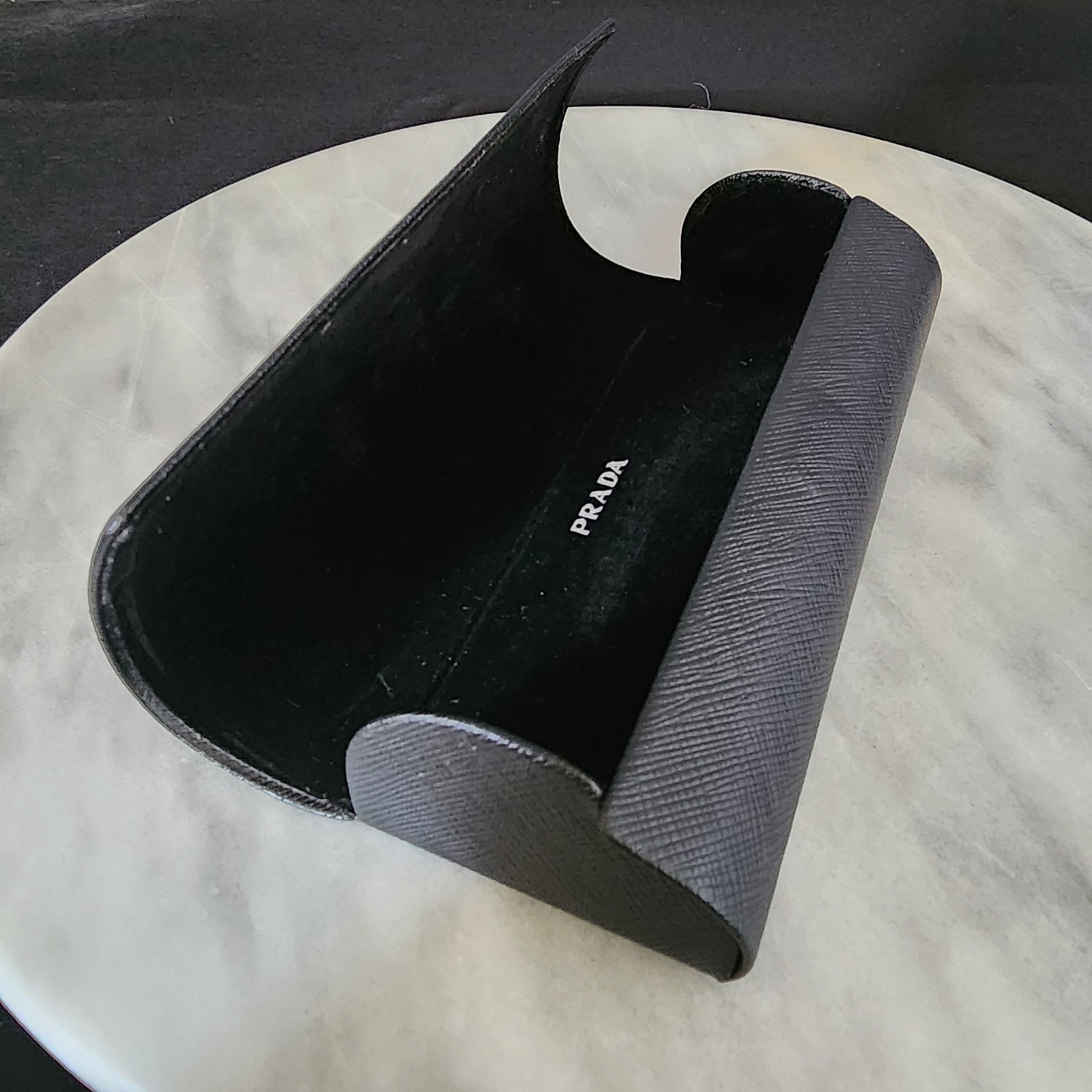 Prada Universal Black Small Hard Case for Eyeglasses Sunglasses Cleaning Cloth