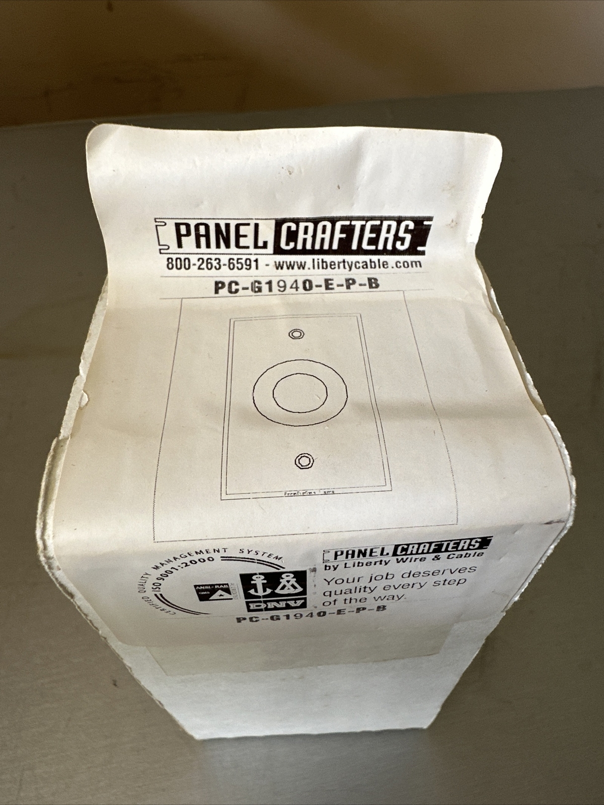 Panel Crafters Liberty Wire PC-G1940-E-P-B Wall Plate 1” Grommet Hole