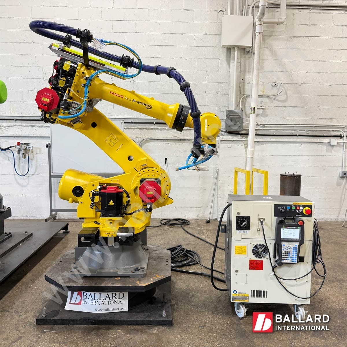 FANUC R-2000iC/210F  Robot w/ R30iB Plus NEW! NEVER PUT IN PRODUCTION - F310079