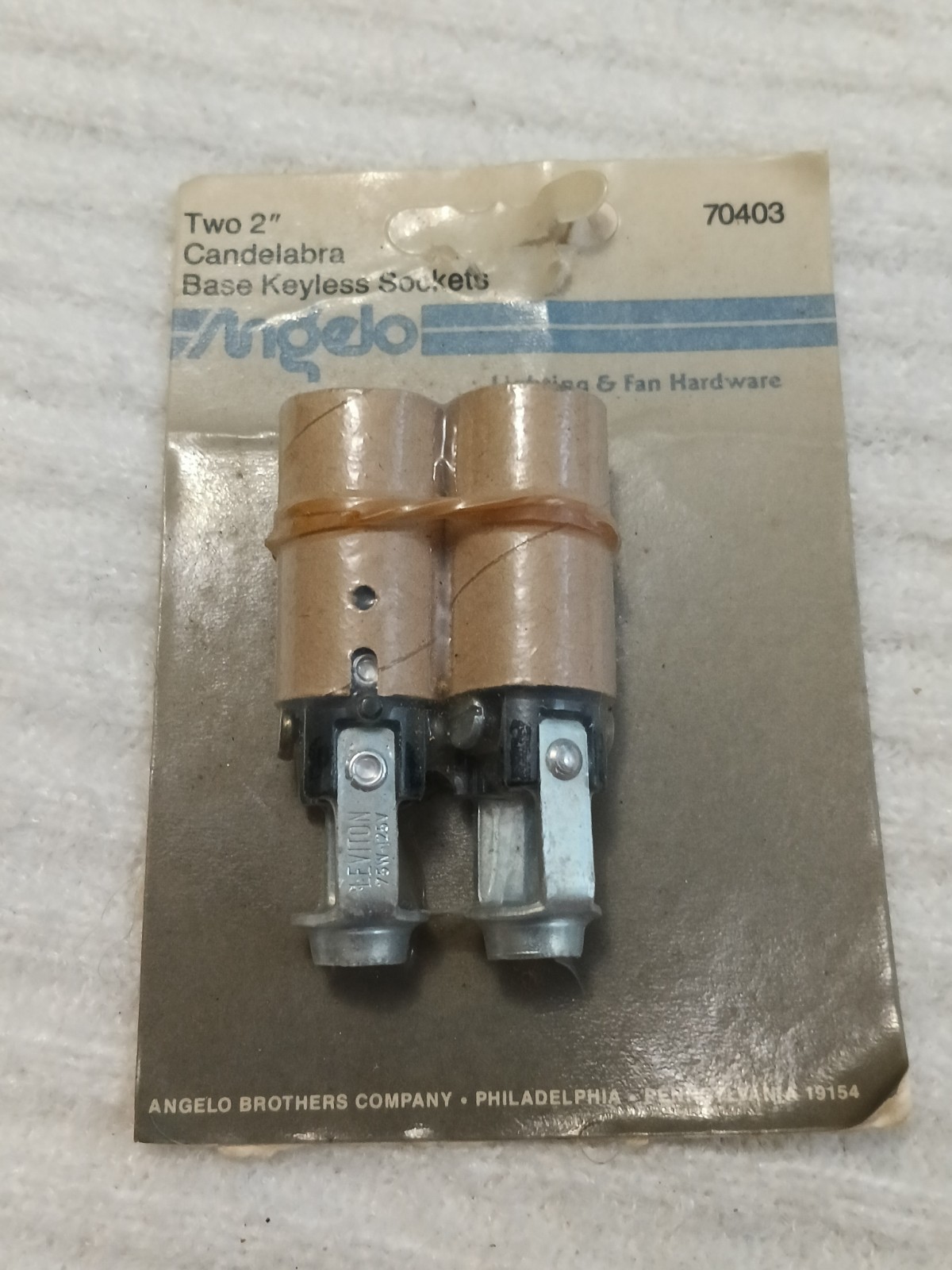 Pack Westinghouse 70403 1/8"-IP Candelabra Base 2" Keyless Sockets NOS
