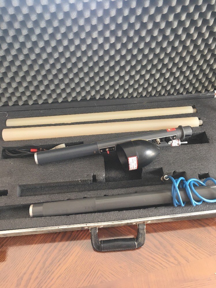 Clantech Hot Phasing Set for High Voltage, Voltage Detector Model PV100A