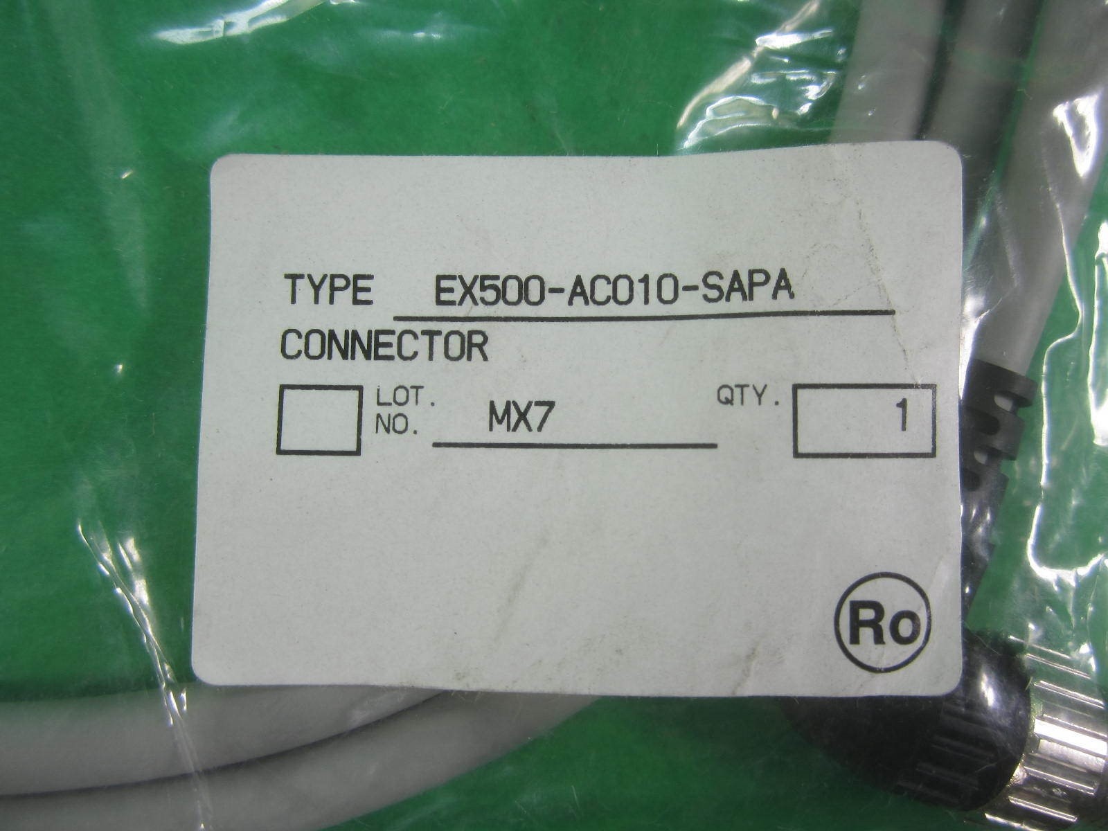 SMC Connector Cable -- EX500-AC010-SAPA -- New