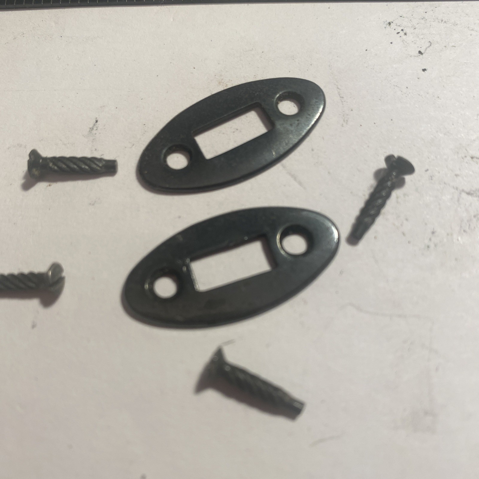 Thompson Center White Mountain Muzzleloader Wedge Plates And Screws.