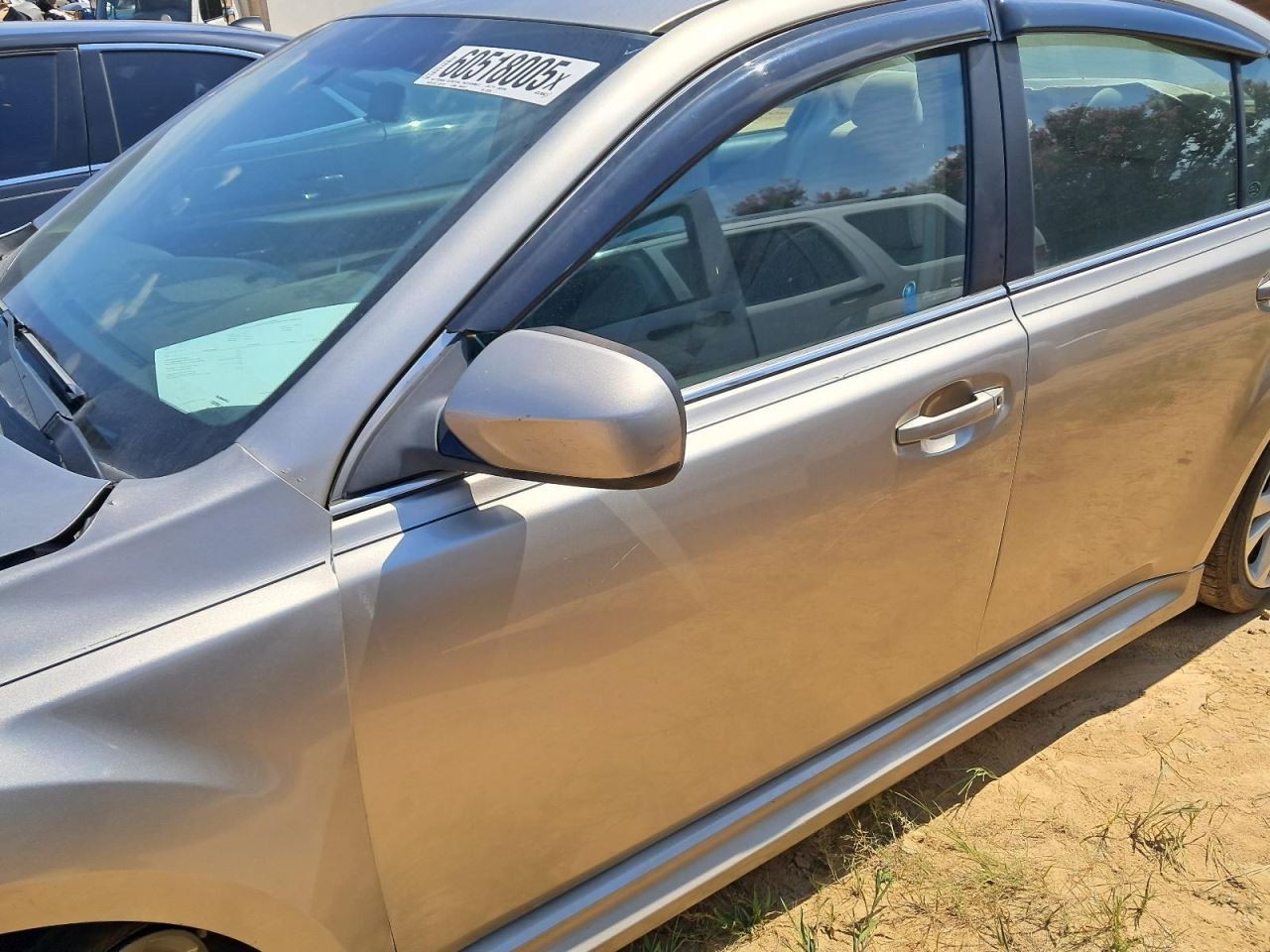 LEGACY 2014 Glove Box 4771552