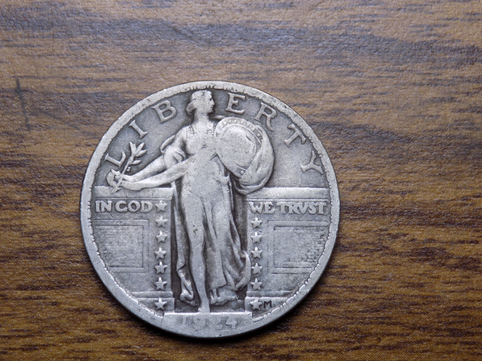 STANDING LIBERTY QUARTER 1924 VF+ ORIGINAL! RARE FIND