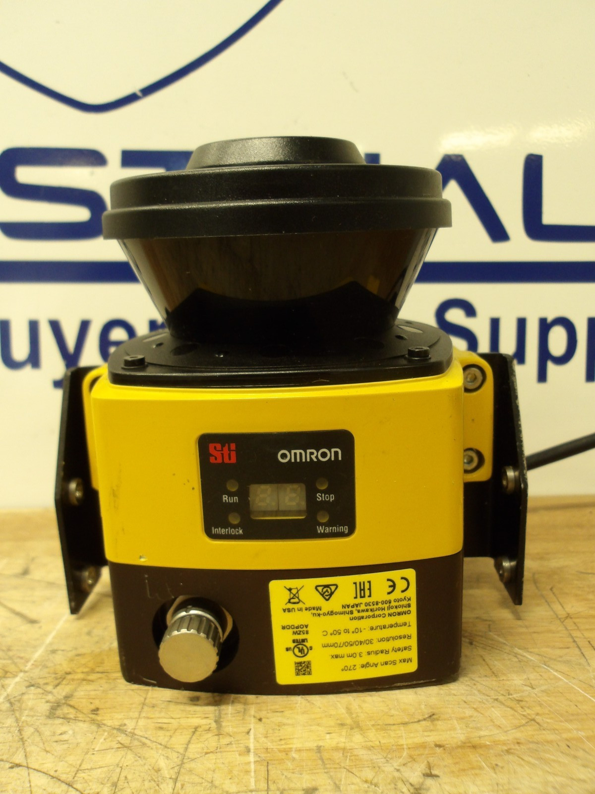 OMRON OS32C LASER SCANNER, 24 V, #54248G USED