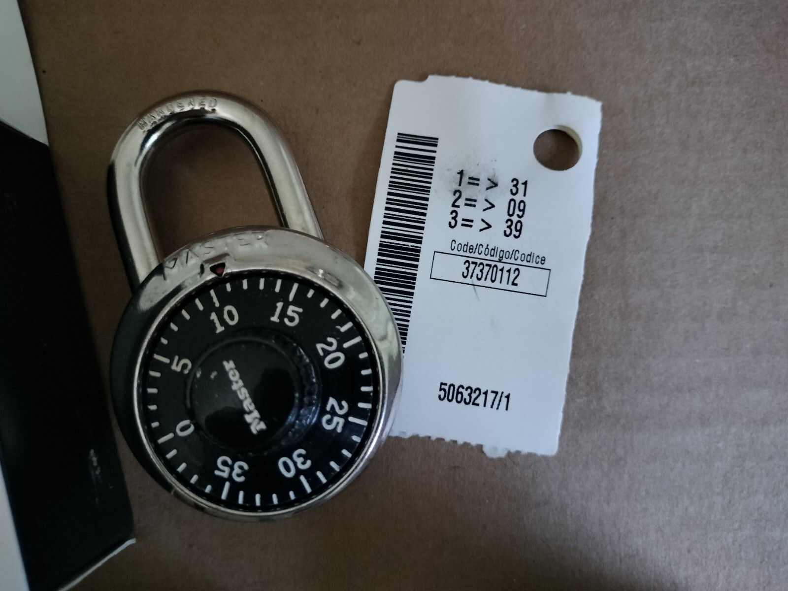 2 New Master Lock Combination Padlocks Gym School Locker Gate Bicycle Chain Safe
