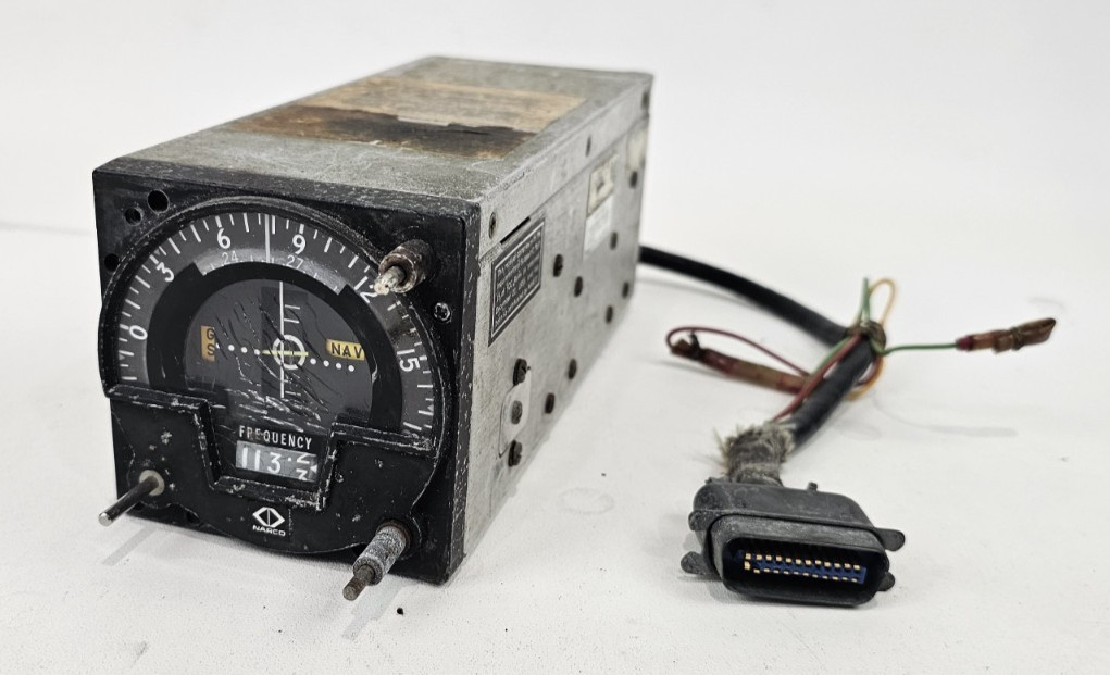 Narco Avionics NAV-12 LOC/G/S For Parts Only