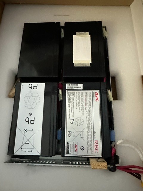 APC APCRBC133 UPS Replacement Battery Cartridge Open Box