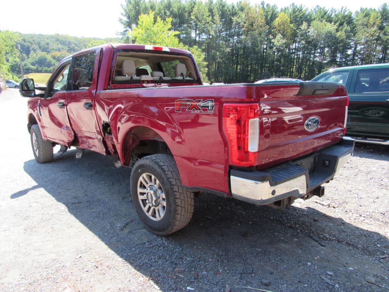 F250SD 2017 Glove Box 1077468