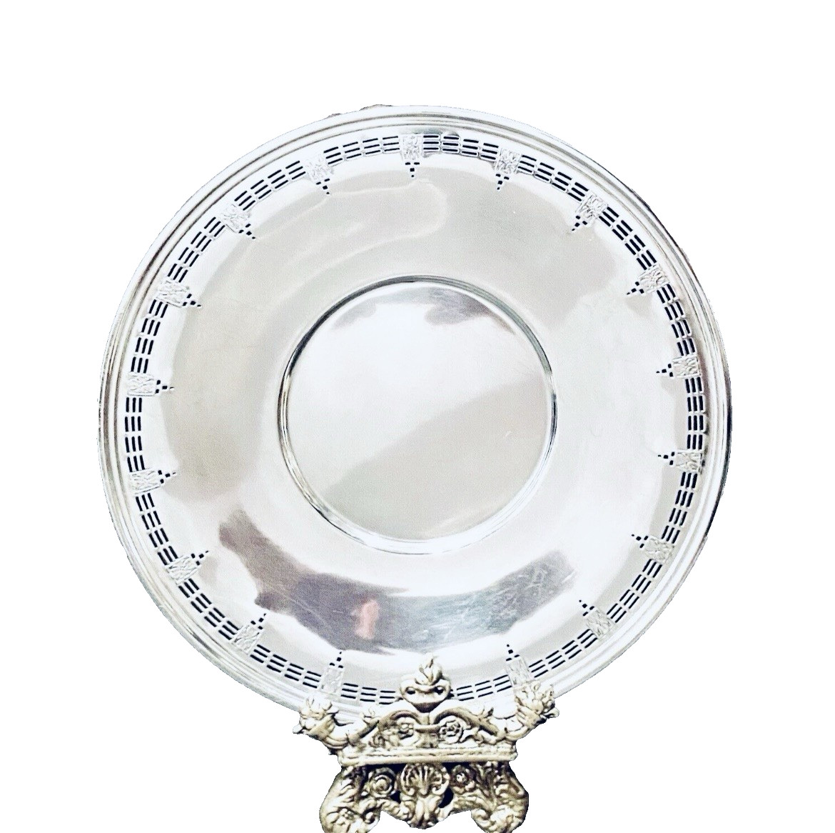 Wallace Art Deco Era Silver Plated 10” Pierced Hors de Oeuvres or Sandwich Plate