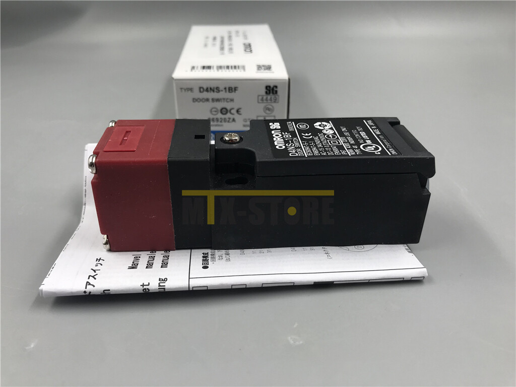 1PCS Omron Safety Door Switch D4NS-1BF New In Box
