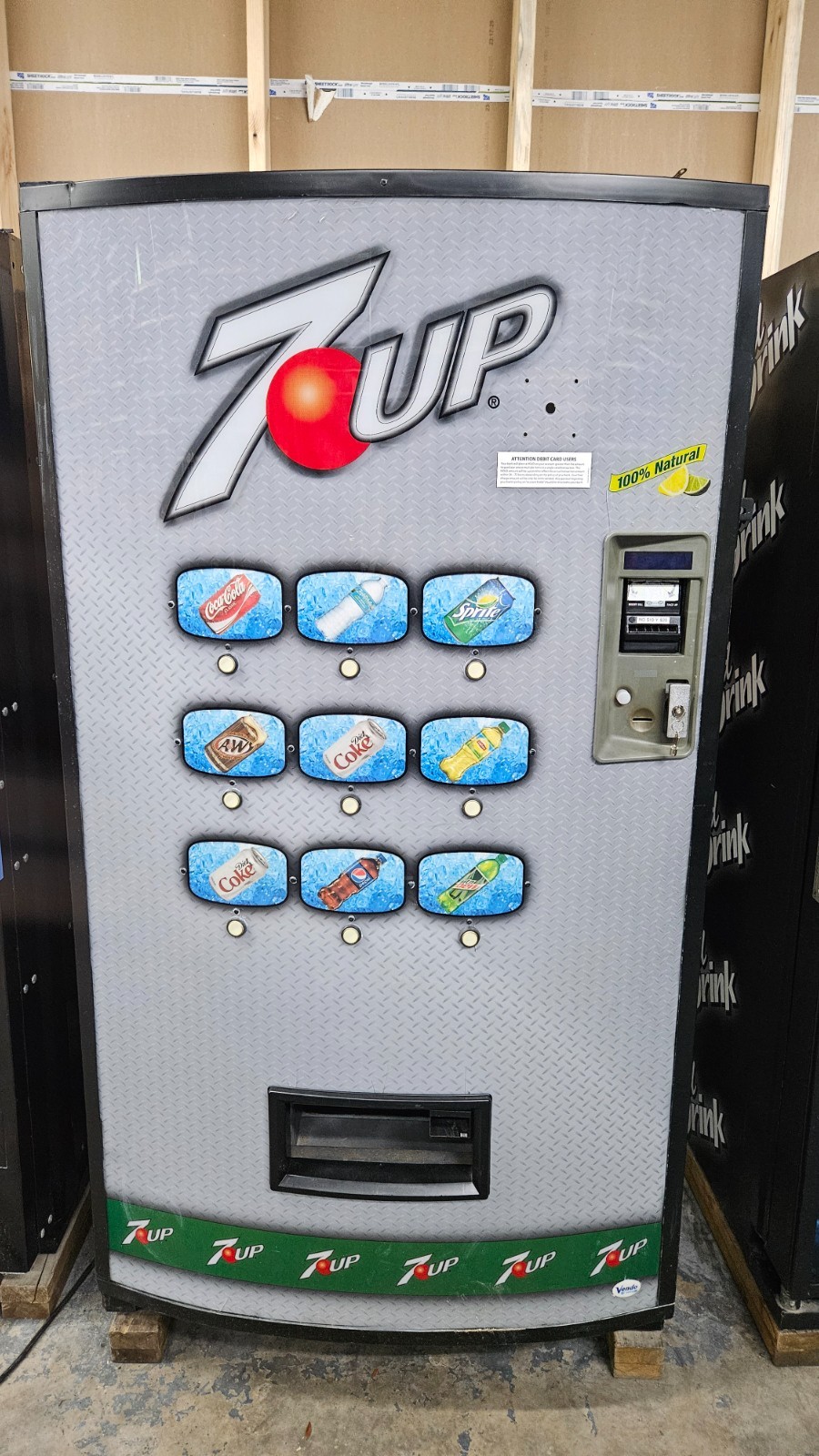 VERY RARE 7-UP MDB Vendo 721 Stacked Vendor Soda Vending Machine CANS BOTTLES