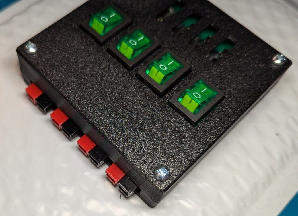 12V 45A With Anderson Powerpoles, Power Distribution 1 input-4 output, Rigrunner