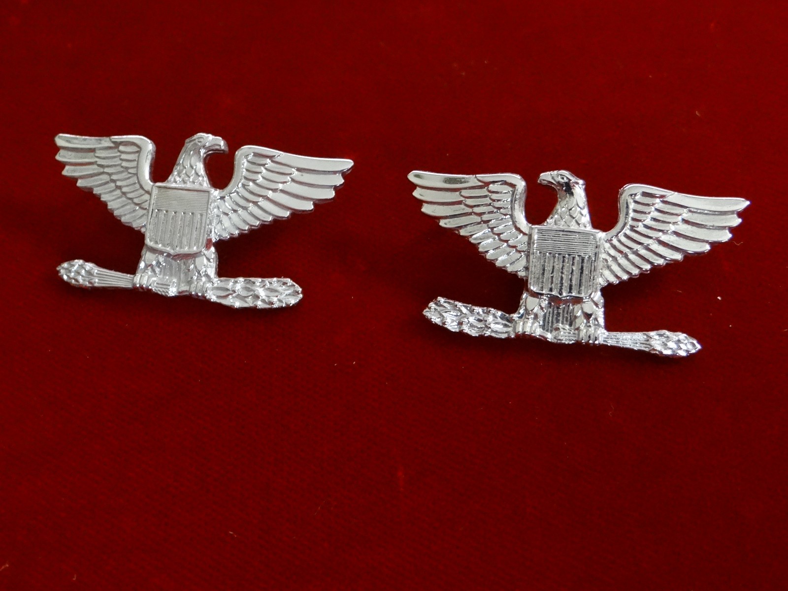 Nice Pair of US Army Colonel Eagles Hallmark I-21