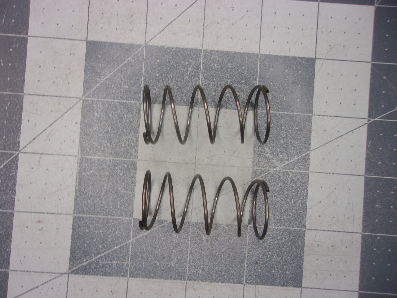John Deere R505543 (2) Compression Springs  4720  4730  4830  5115M  6105D
