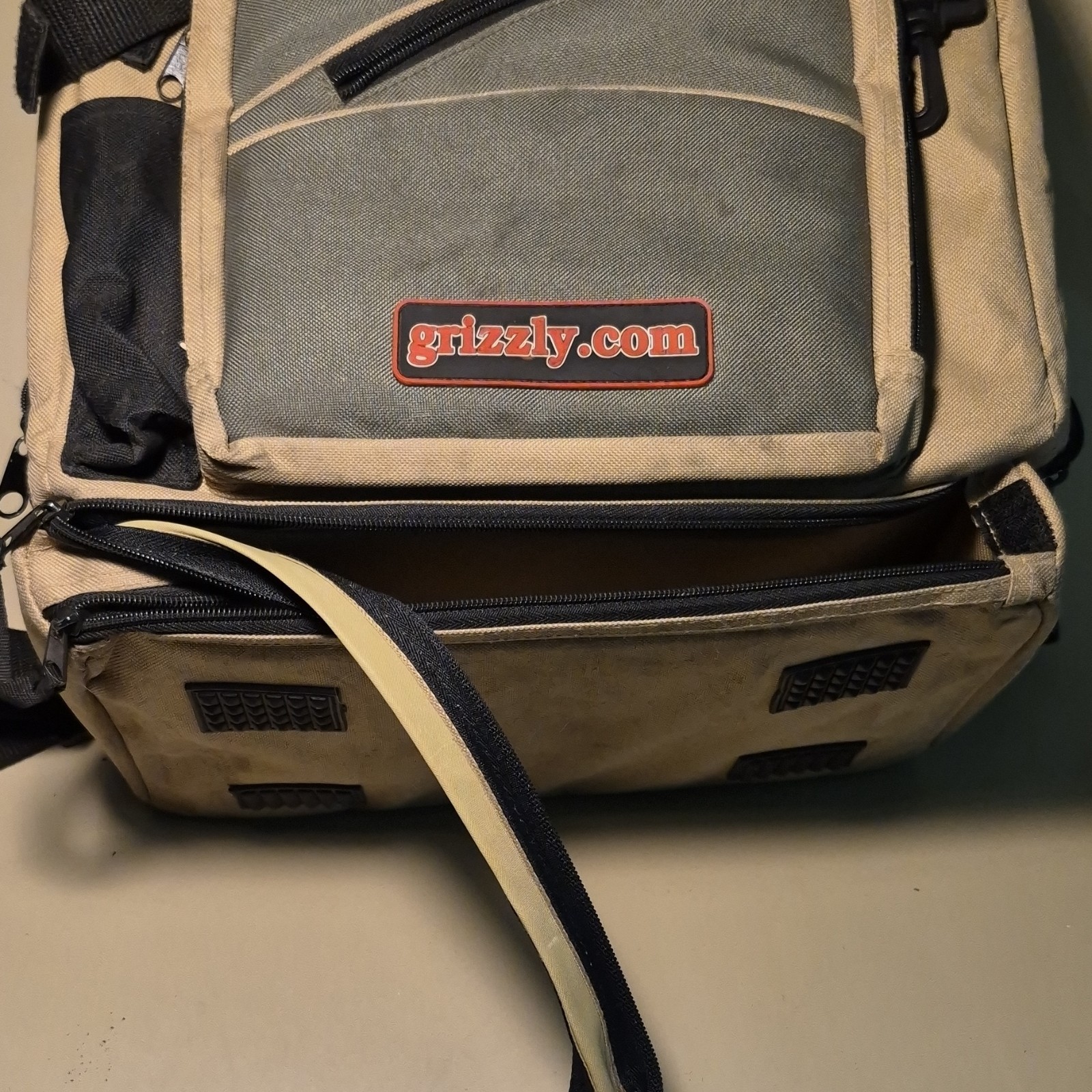 Grizzly Beige Gray Black Hiking Backpack Canvas Adjustable Straps 5 Pockets