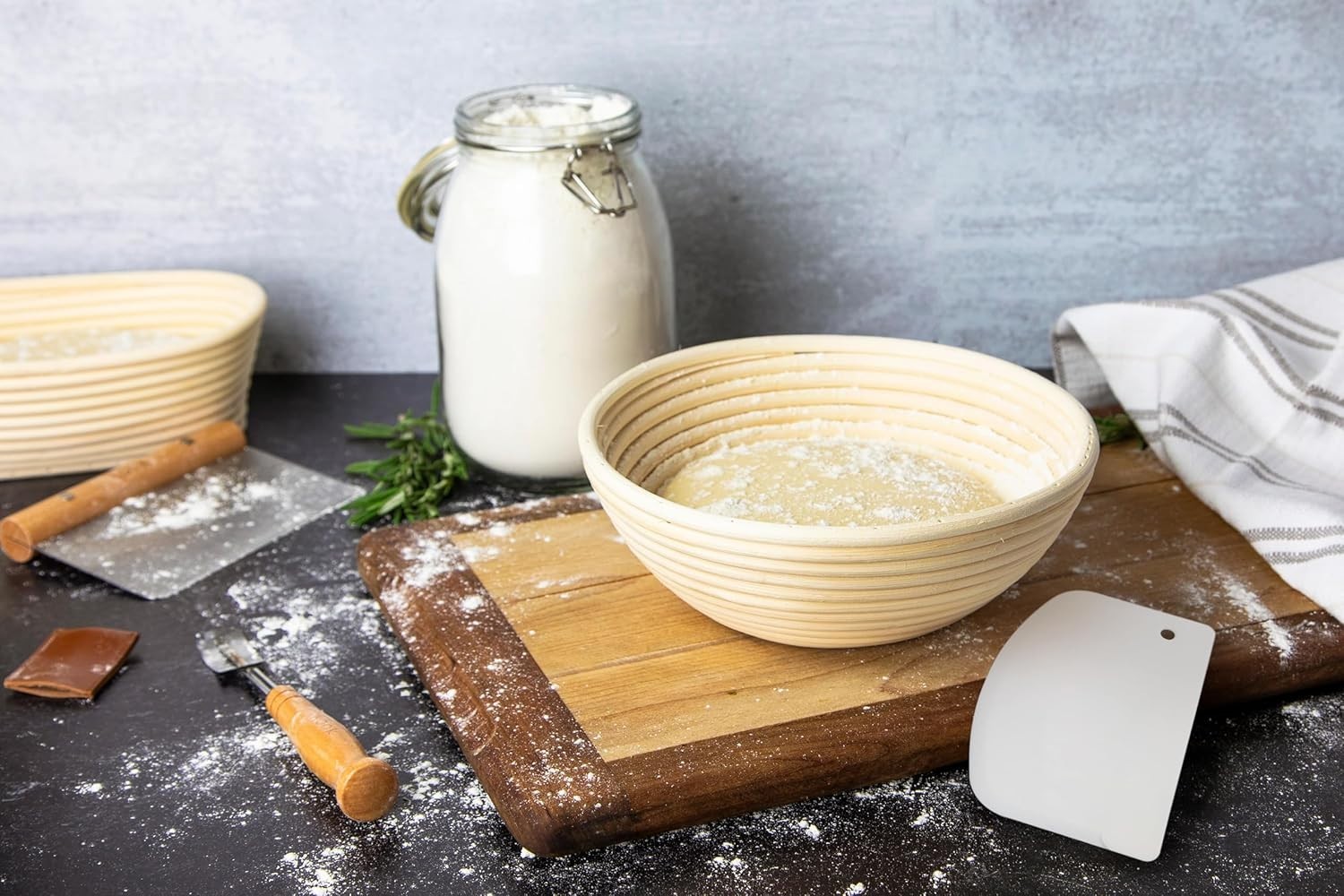Artisan Bread Baking Essentials: 9-Inch Rattan Baskets & Scraping Tools Included