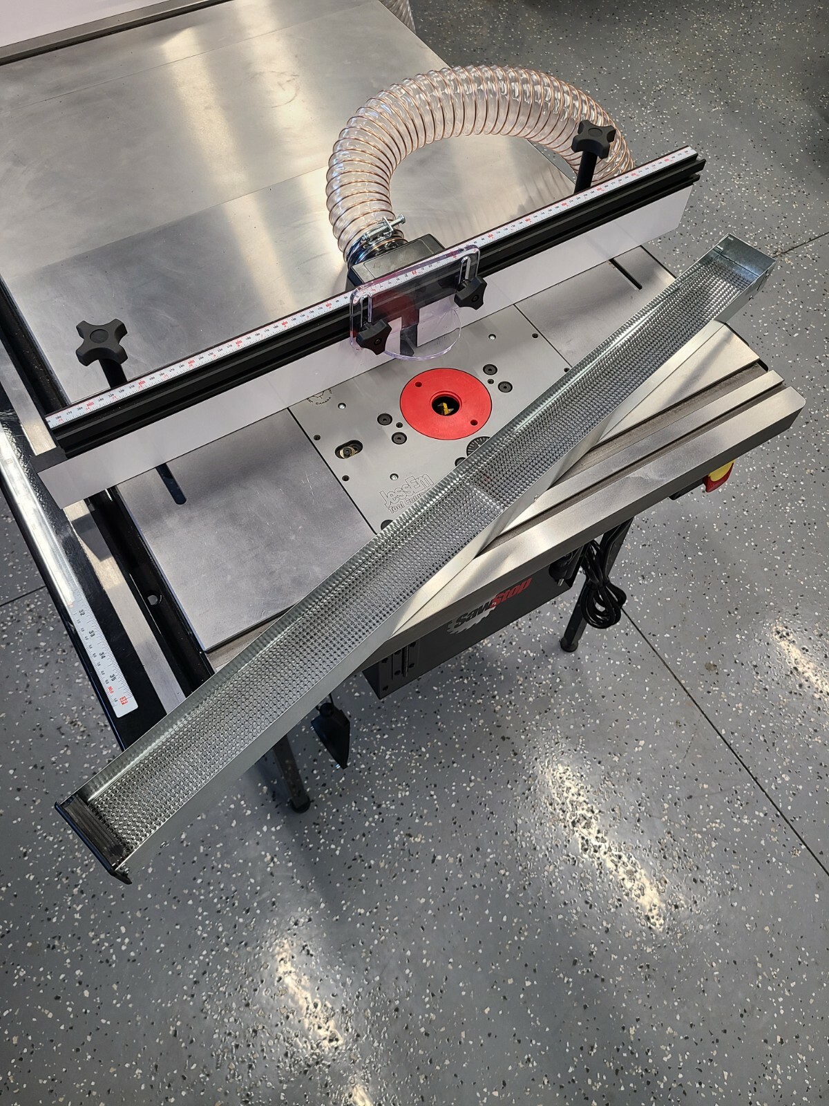 36 inch Sawstop Tablesaw Fence Rail Drawer. Fits Biesemeyer style fence rail