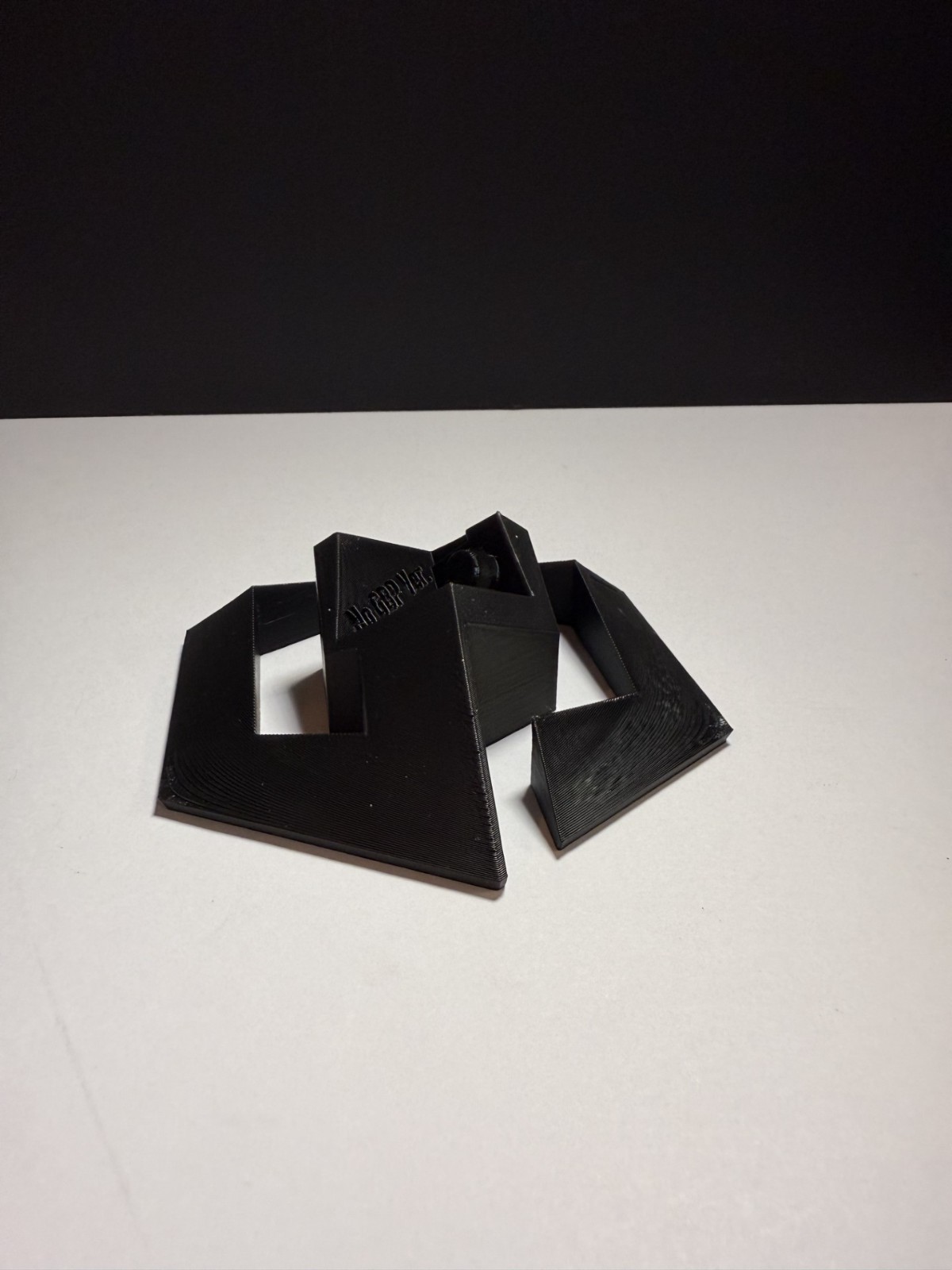 Nintendo GameCube Display Stand – USA Made Corner Console Dock Holder