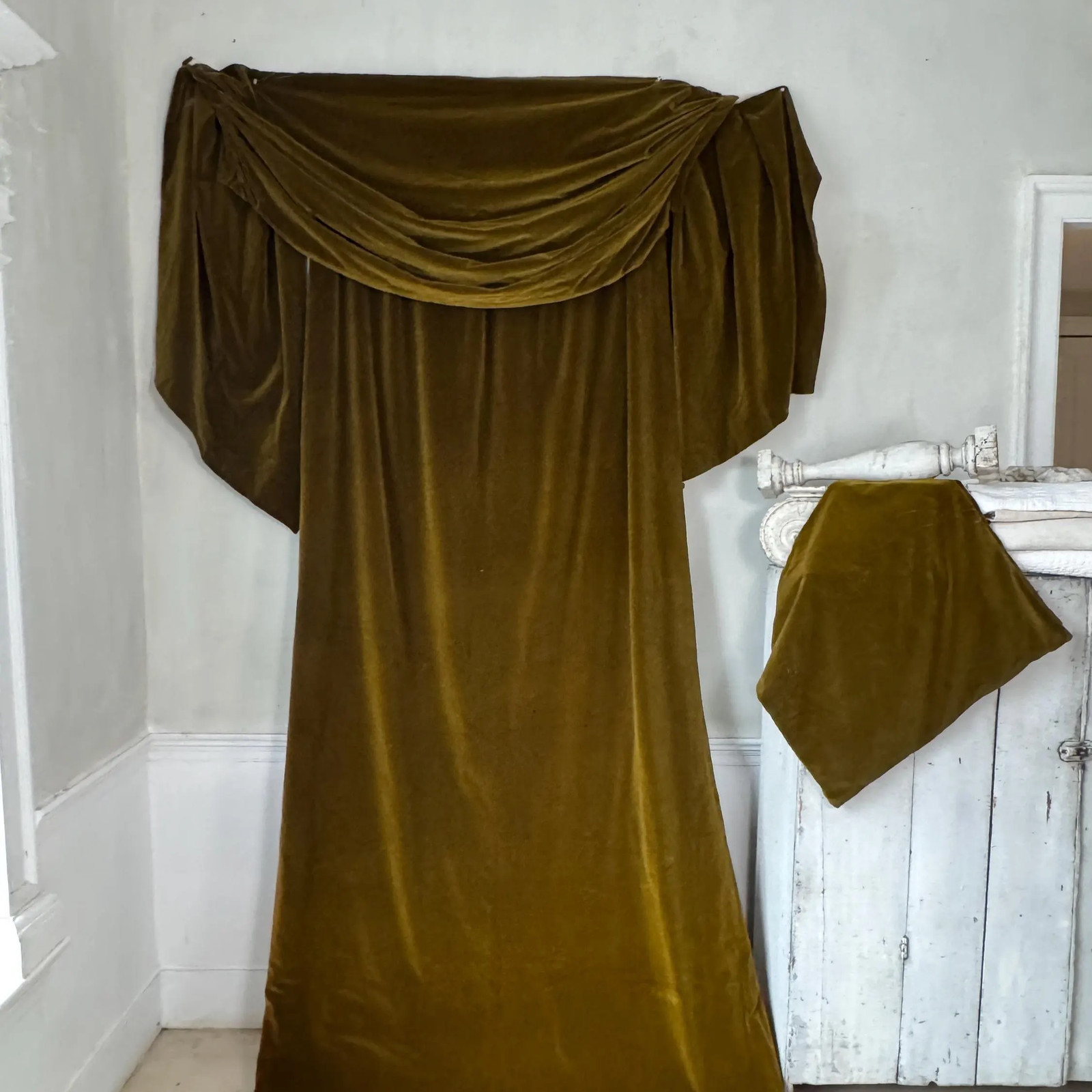 WOW !! 3 Piece SET French Silk Velvet Curtain c1900 Olive Chartreuse Chateau De