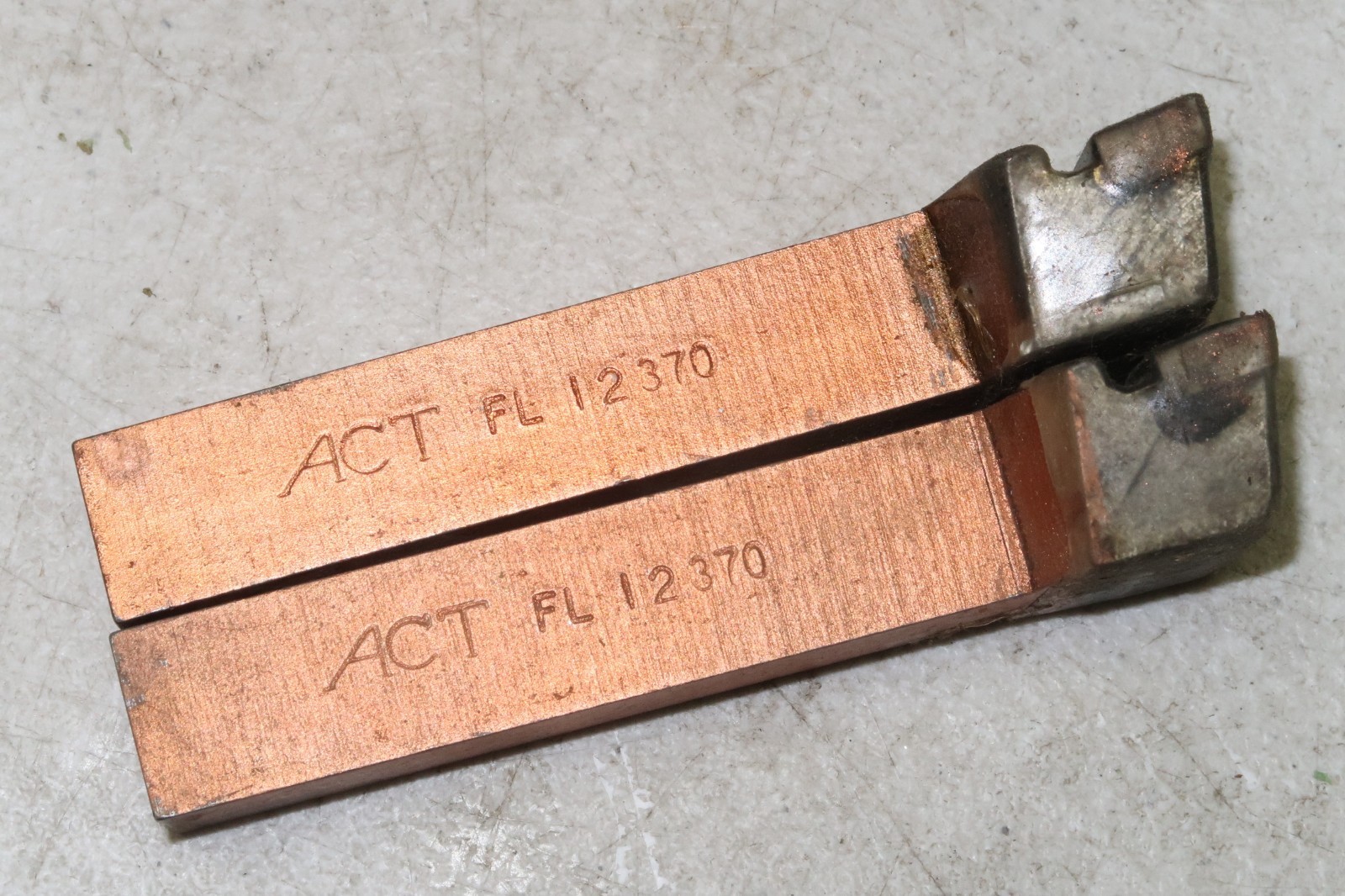 2 pcs ACT American Carbide Tool FL-12 / FL12 Grade 370 Brazed Lathe Bits USA