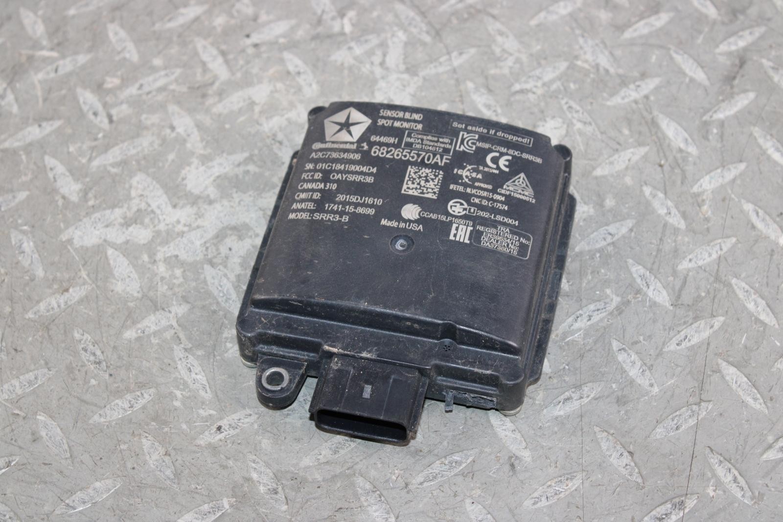 16-20 Grand Cherokee Electronic Rear Driver Blind Spot Control Module Unit OEM