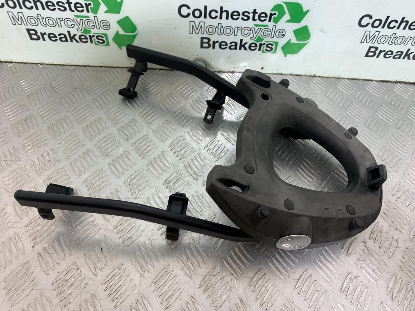 YAMAHA FZS1000 FAZER GIVI RACK YEAR 2001-05 (CMB1275)
