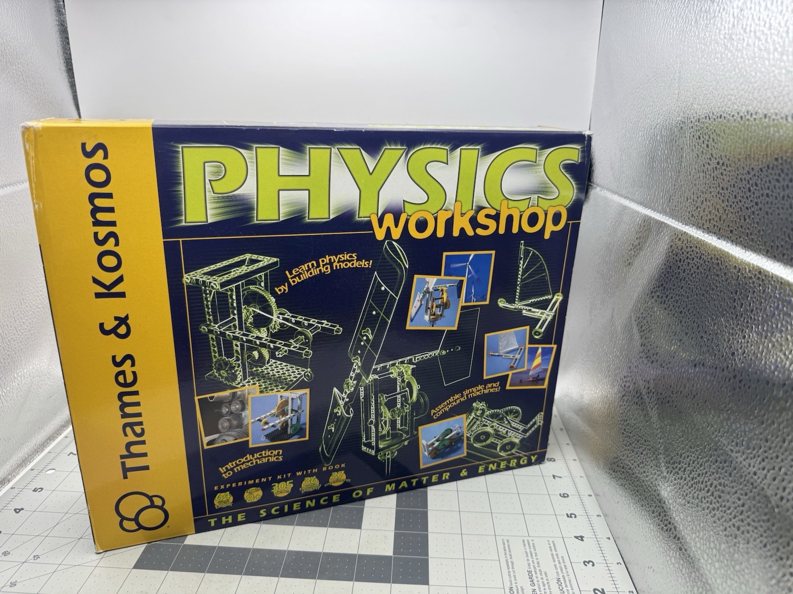 Thames & Kosmos Physics Workshop Educational Science Do It Yourself Kit *Read*