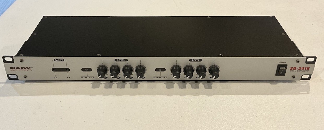 Nady Audio SD-2418-8 Channel Signal Distributor Splitter 1U Rack