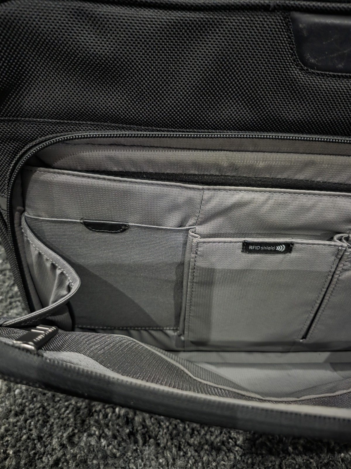 Briggs & Riley Medium Expandable Briefcase Work Laptop Messenger Bag KB207X-4