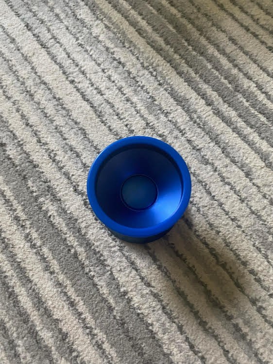 yoyorecreation Onslaught Blue Clean great condition